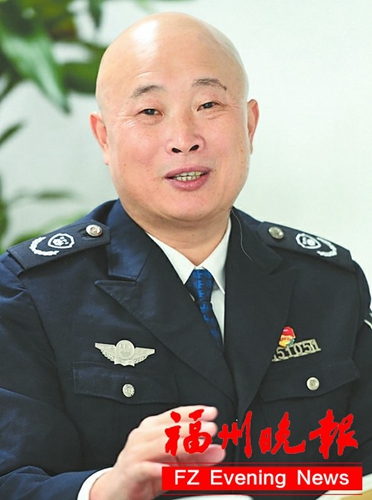 谁在印制“福州蓝”金名片？