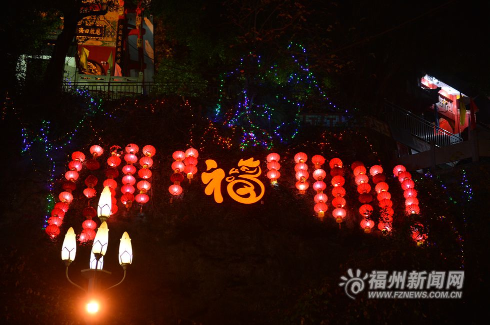 千盏花灯点亮仓山 六大灯组共迎金鸡元宵