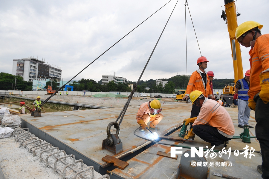 2条新建道路“牵手”为火车站周边“缓堵”