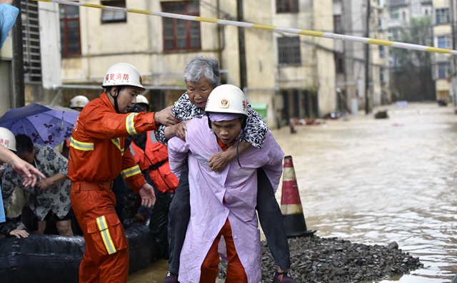  福建西部北部强降雨或持续到周四