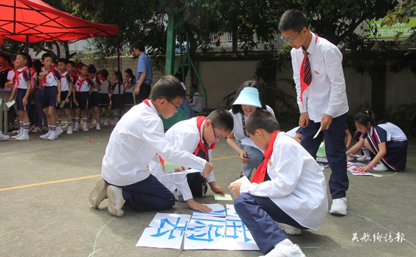 多部门庆“六一”关爱流动儿童公益活动走进下朱小学