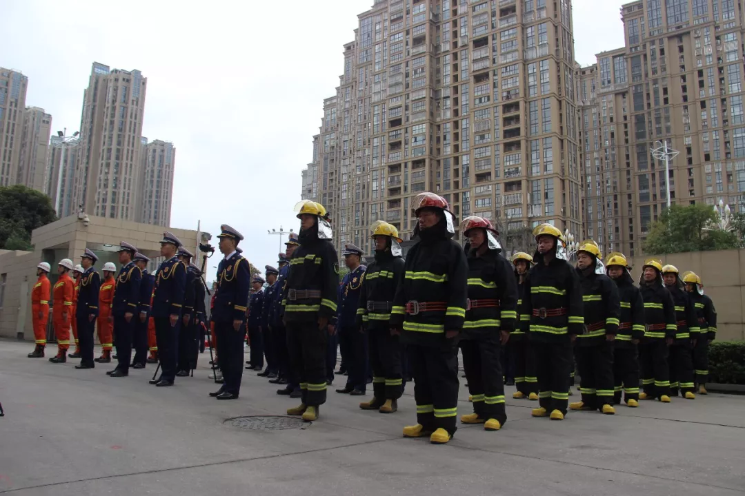 长乐区消防救援大队举行挂牌仪式