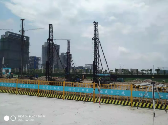 【抓项目 促发展】好消息！那迪广场项目进入桩基施工阶段，预计2021年上半年竣工投用