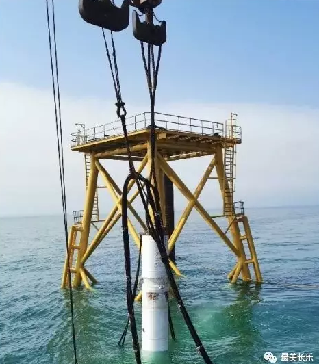 【抓项目 促发展】海上风电项目长乐A区完成海上测风塔导管架安装