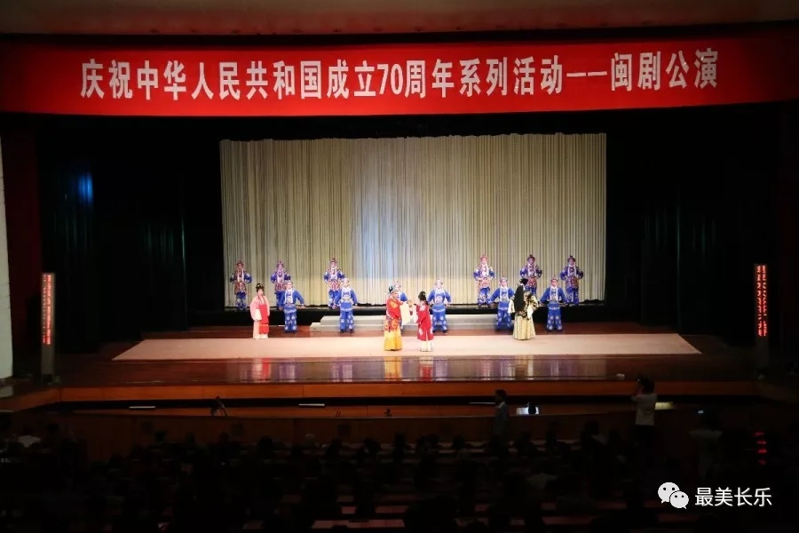 精彩！这场公演吸引了近千人，你来了吗？