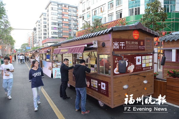 福州达明美食街商户大“换岗”  45家新商户入驻