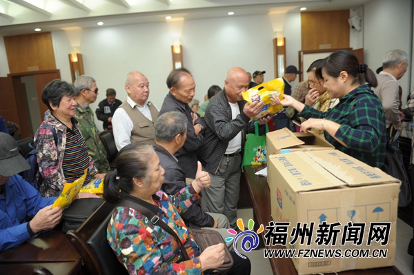 省市聋人协会在福州举办2018年敬老慰问恳谈会