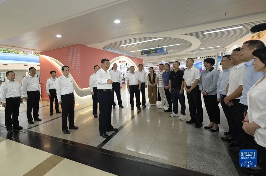 习近平在浙江考察时强调 始终干在实处走在前列勇立潮头 奋力谱写中国式现代化浙江新篇章 返京途中在山东枣庄考察