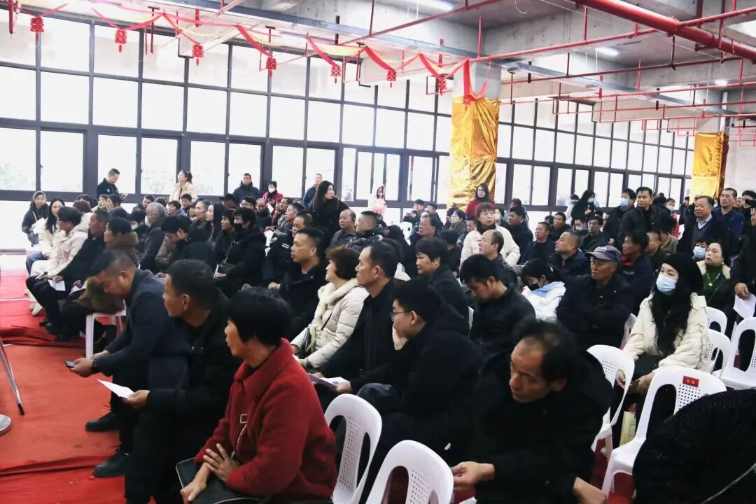 “离新家又近了一步！”315户长乐村民排起了长队……