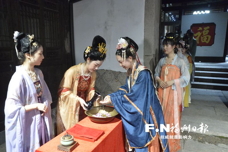 【网络中国节·七夕】乞巧、拜星、结缘 七夕福州历史街区传统文化味浓