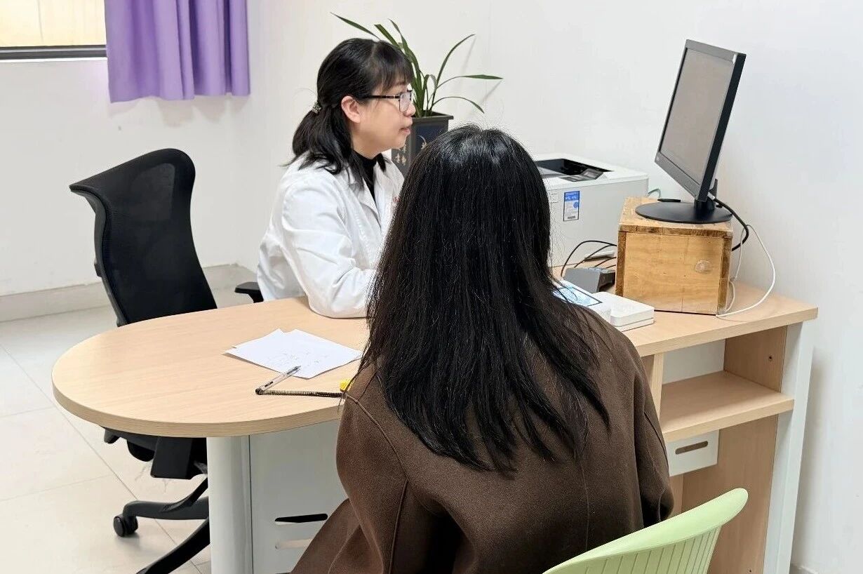 手机点一点！生娃报销全搞定，再也不用跑窗口！