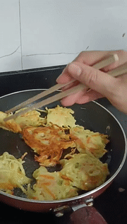 超简单早餐小点——简易版土豆饼，快学起来吧！
