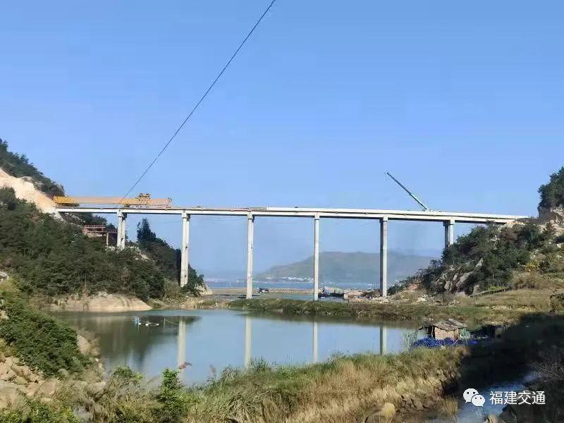 福建这两座公路桥梁合龙