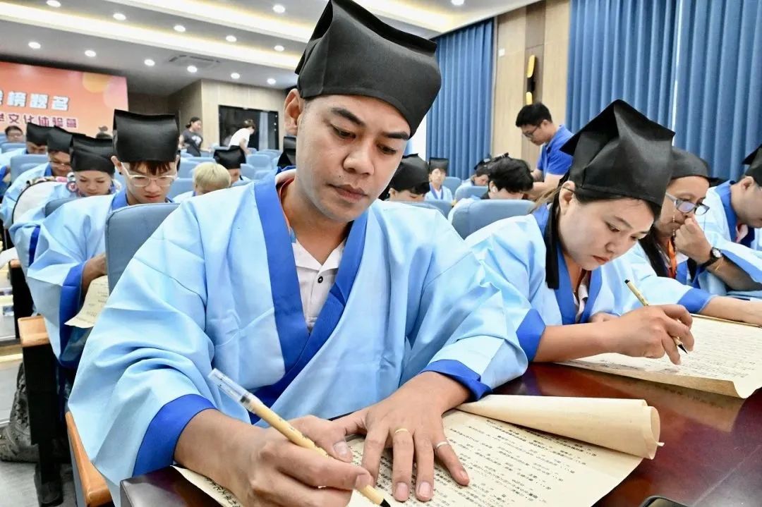 60名台湾青年在榕参加“乡试”，还将进京“赶考”……