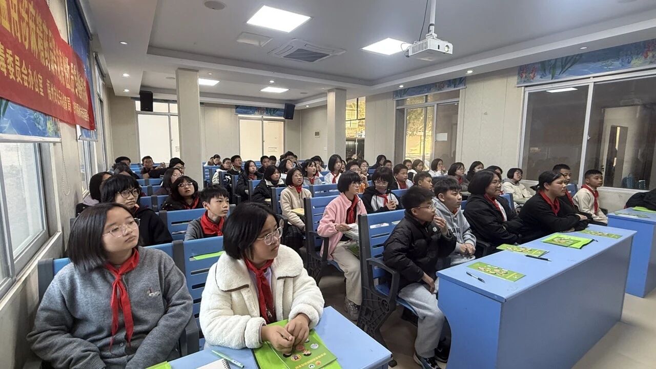 长乐区三溪中学这堂课，撕开“奶茶包”的真面目！