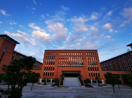 “小金人”+1，长乐这所学校斩获鲁班奖！