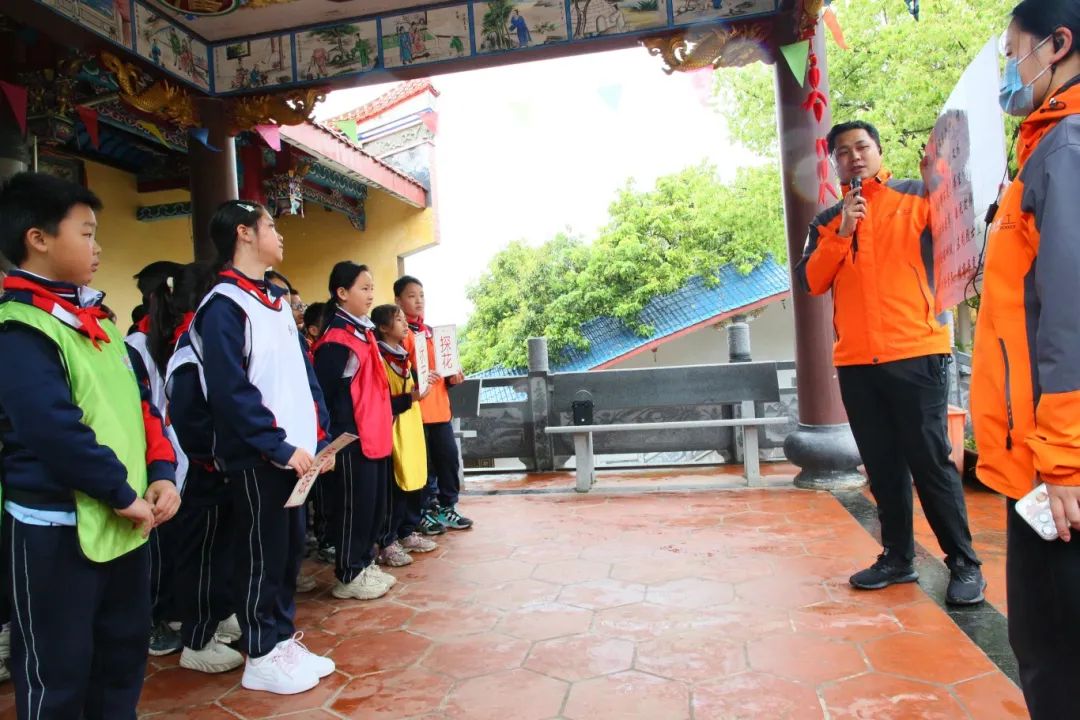少年集结！玩拼图、学射箭，趣味研学“箭” 入人心→