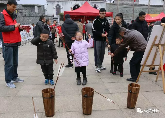 【红红火火过大年】今天你来打卡了吗？这场年味市集好吃又好玩！