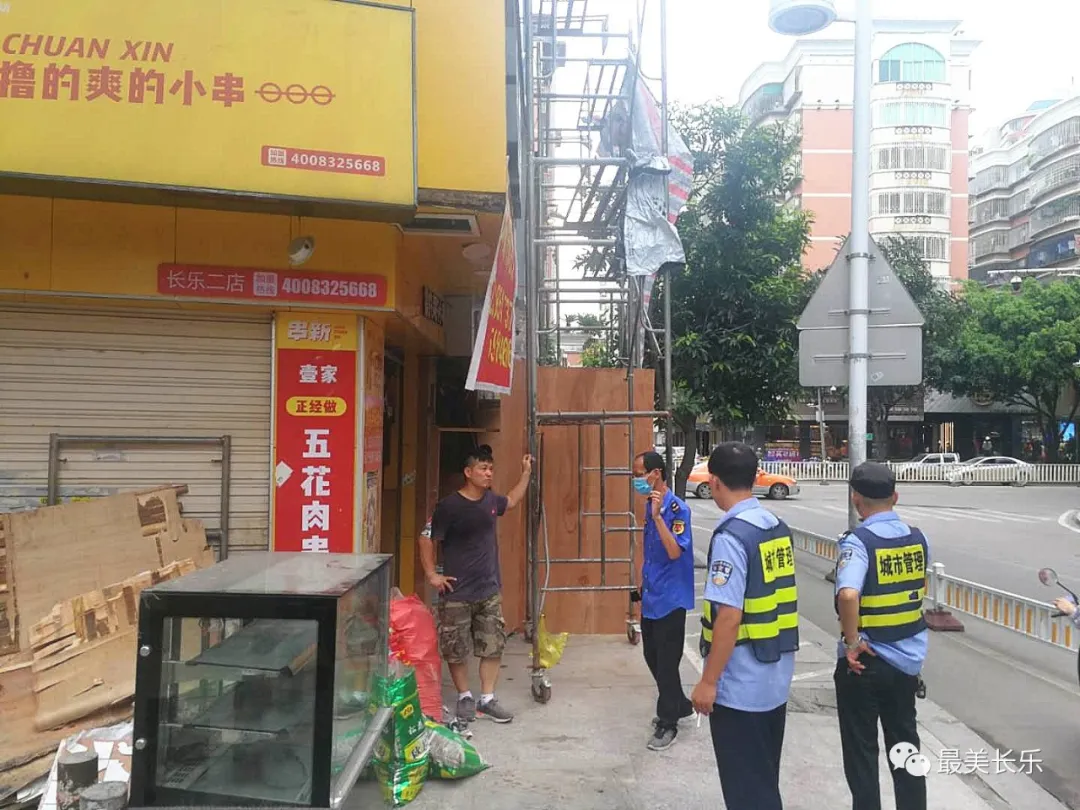 为高考考生保驾护航，他们在行动！