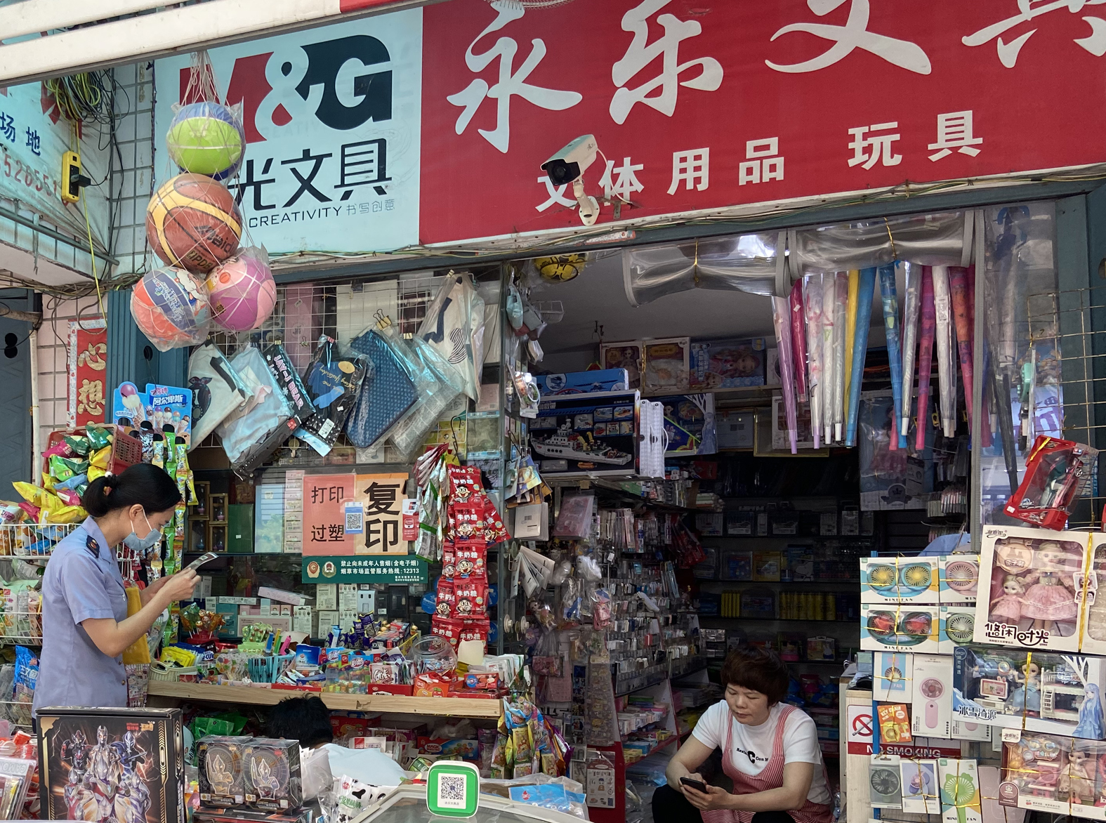 区市场监督管理局对儿童食品用品开展专项执法检查
