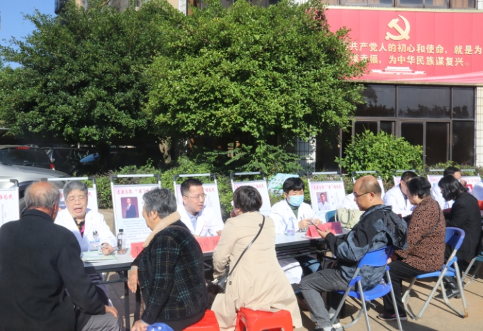 家门口挂上“专家号”，名医组团来航送健康！