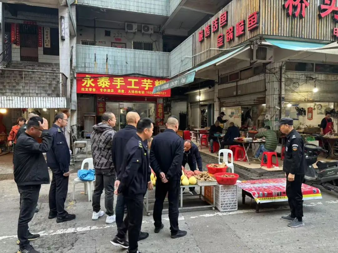 安装、整治！长乐这条路告别“马路市场”！