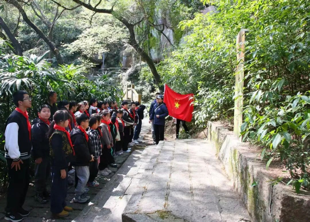 【网络中国节•清明】山河不忘，长乐把对你们的思念种进春天里
