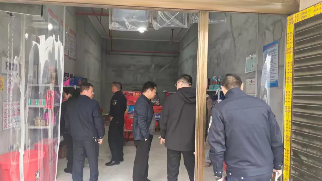 【网络中国节·春节】春节安全不松懈!长乐开展烟花爆竹专项治理 【网络中国节·春节】春节安全不松懈!长乐开展烟花爆竹专项治理