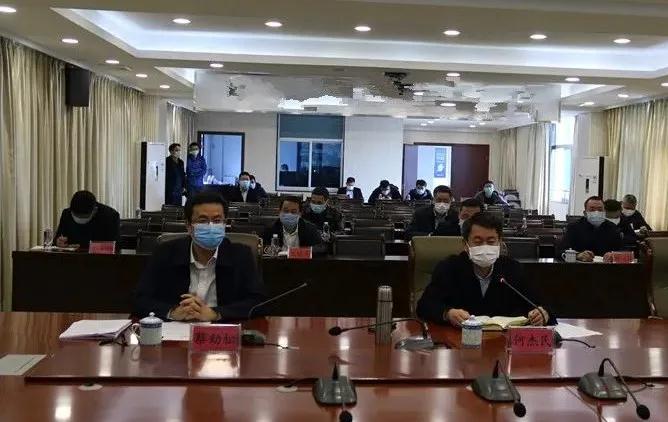 我区召开“一手抓防控，一手抓发展”视频调度会