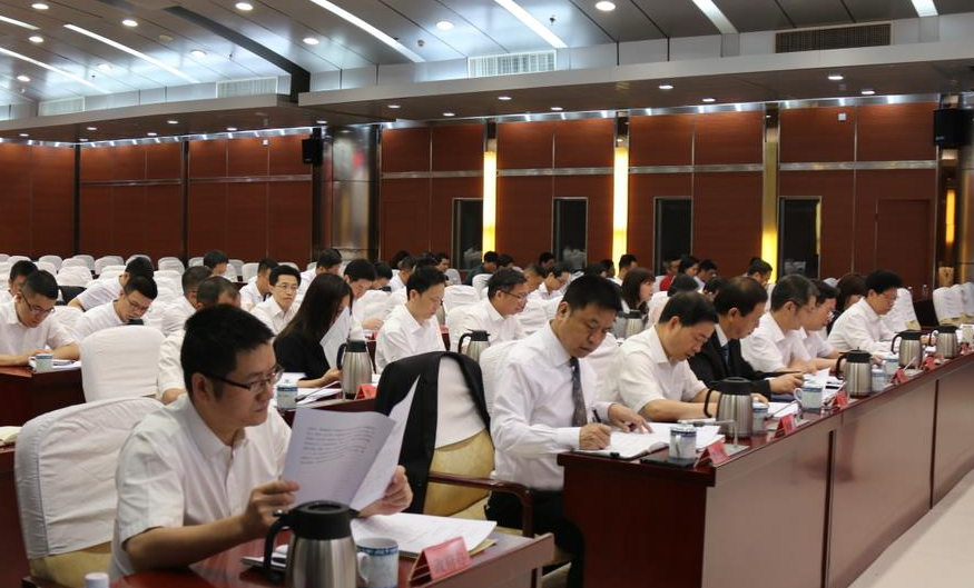 长乐区人大常委会出台《福州市长乐区人大常委会关于加强房屋安全和裸房整治工作的决定》
