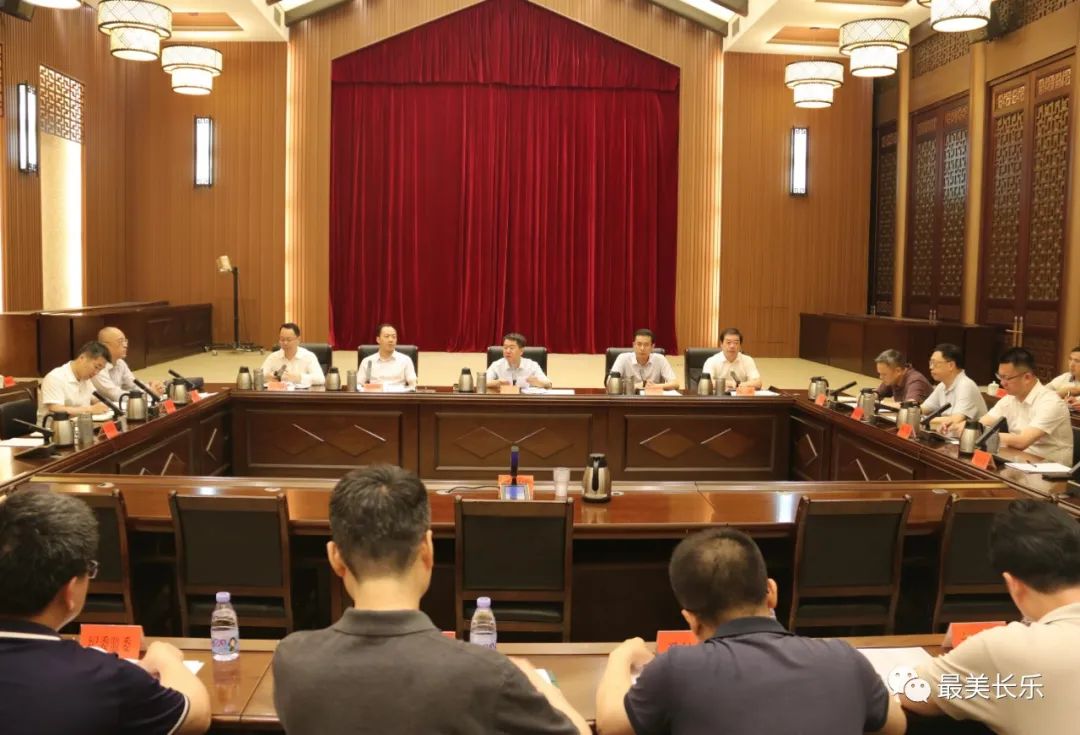 区委常委会召开会议 传达学习习近平总书记重要讲话精神