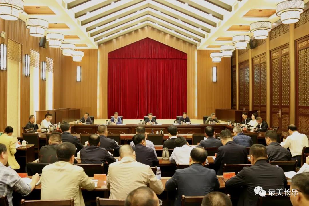 区委常委会召开会议 传达学习贯彻习近平总书记重要讲话指示批示精神