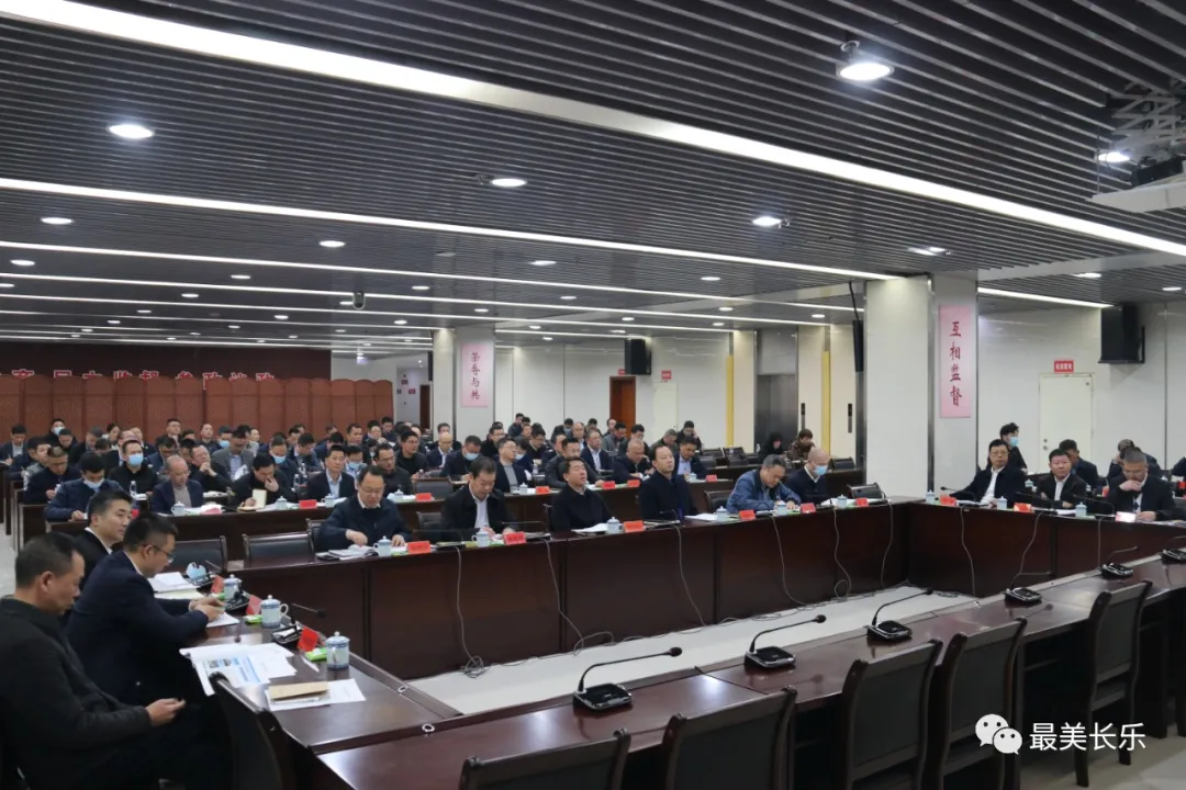 区委工作务虚会暨专题研讨班学习讨论会召开