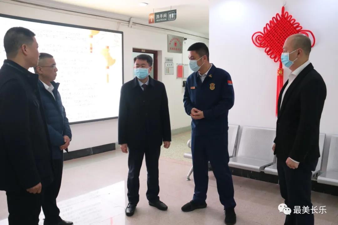 区领导开展疫情防控暨消防安全检查工作