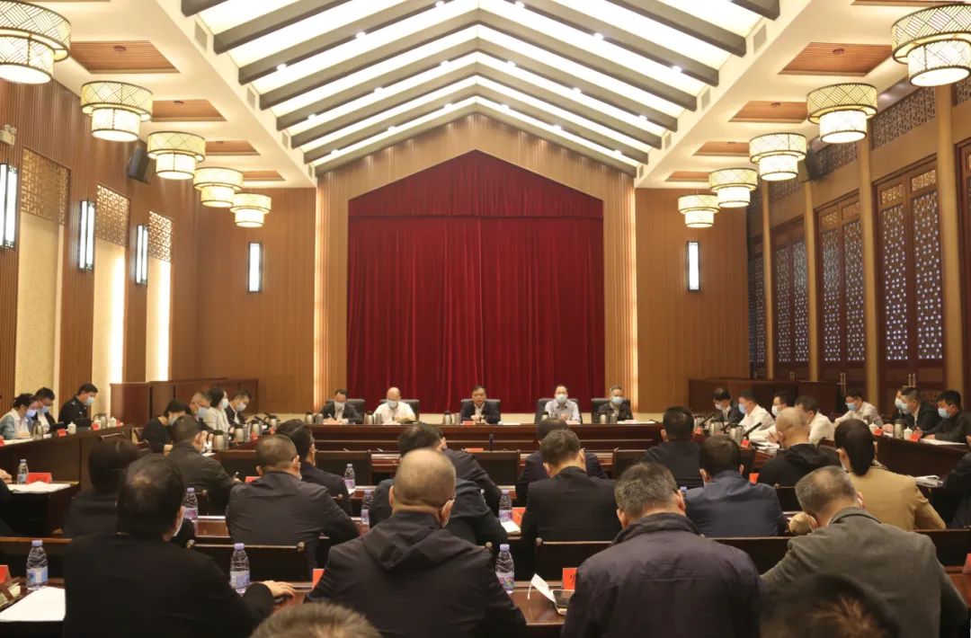 区委常委会召开会议 传达学习贯彻习近平总书记重要讲话重要文章精神