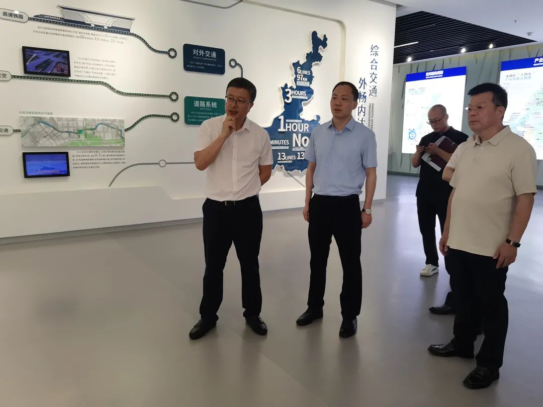 区领导带队赴辽宁开展招商洽谈和项目考察工作