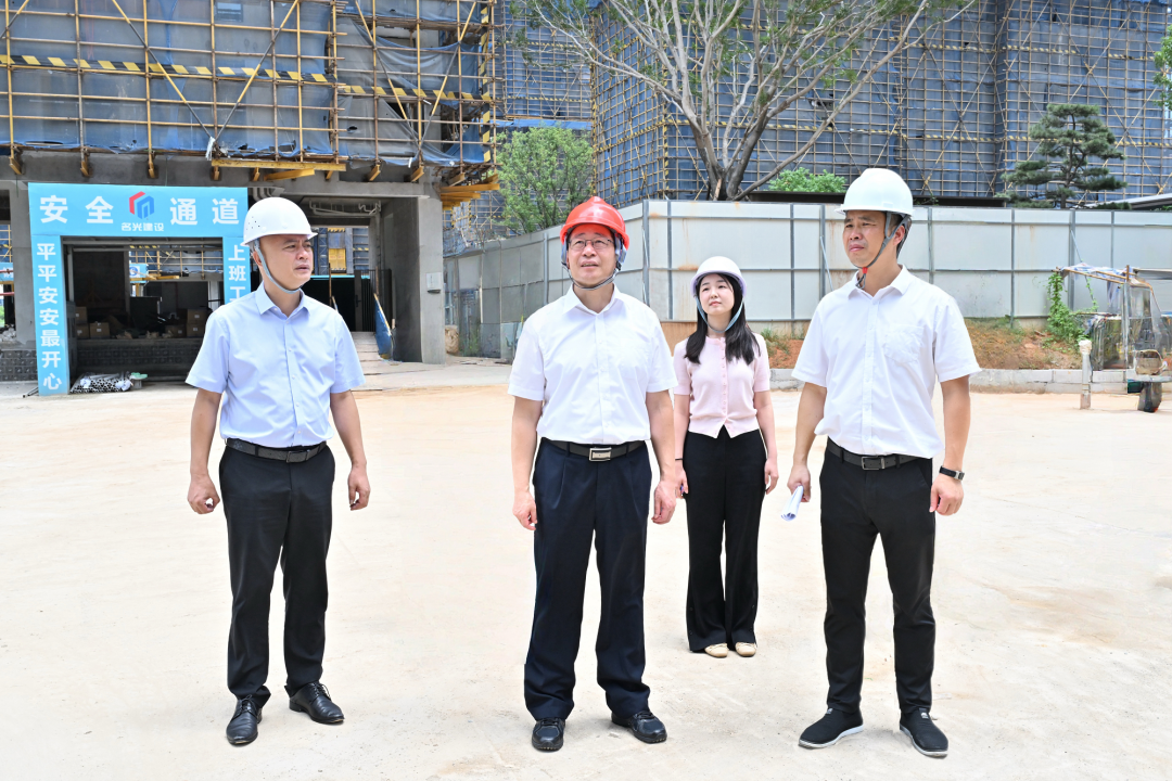 兰文督导检查安全生产、防汛防台风工作