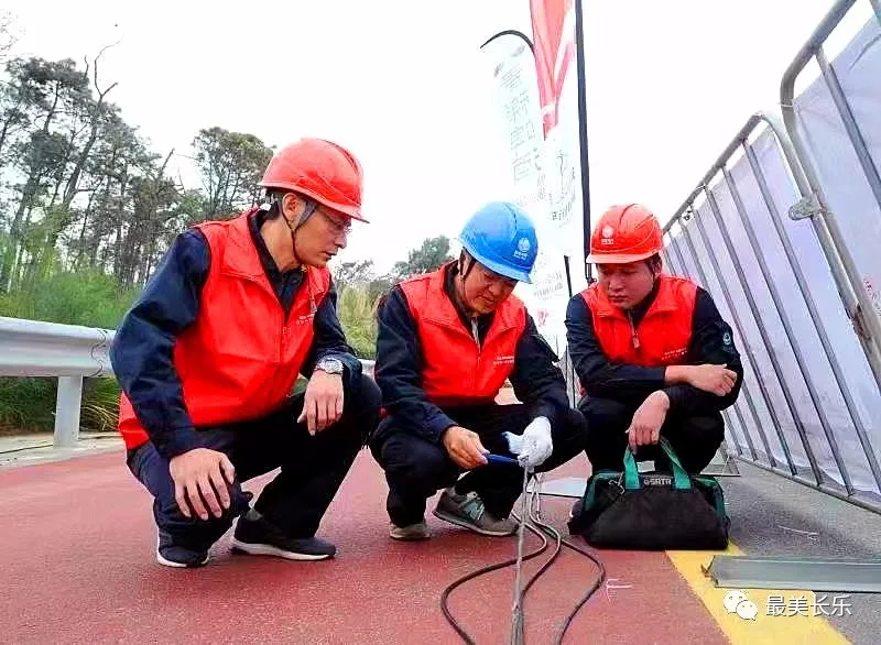 人大代表听民声 ，情牵百姓解民忧！