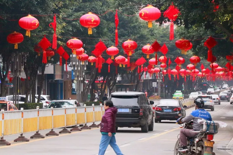 【红红火火过大年】灯笼高挂，年味已浓，长乐等您回家过大年~