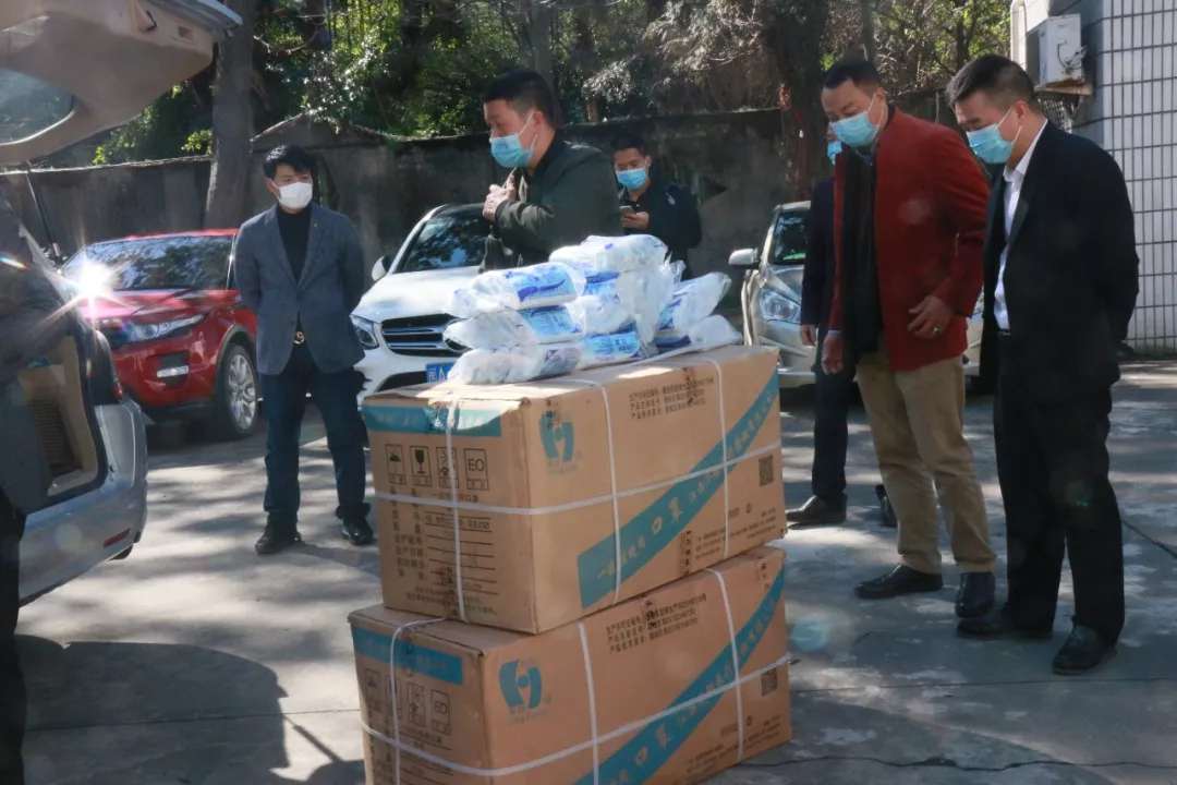 长乐建立“332”疫情防控体系，全力保障群众健康！