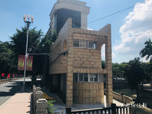 公厕“微空间” 城市“大文明”