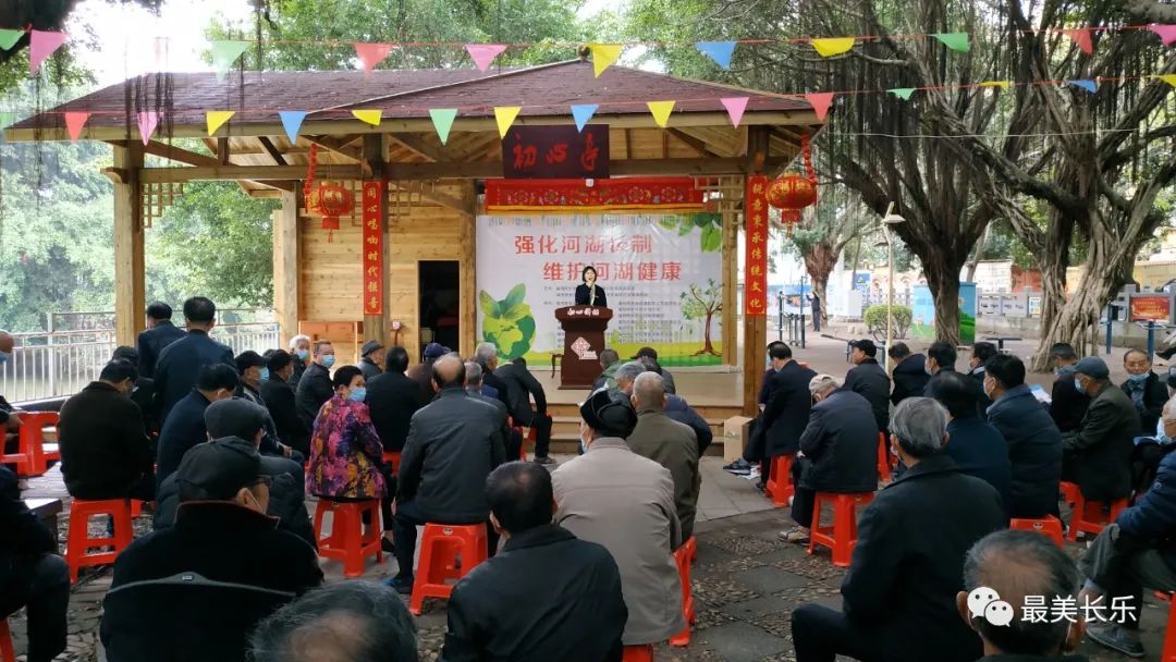 情系雷锋月，爱满三月天！我区多部门开展学雷锋活动