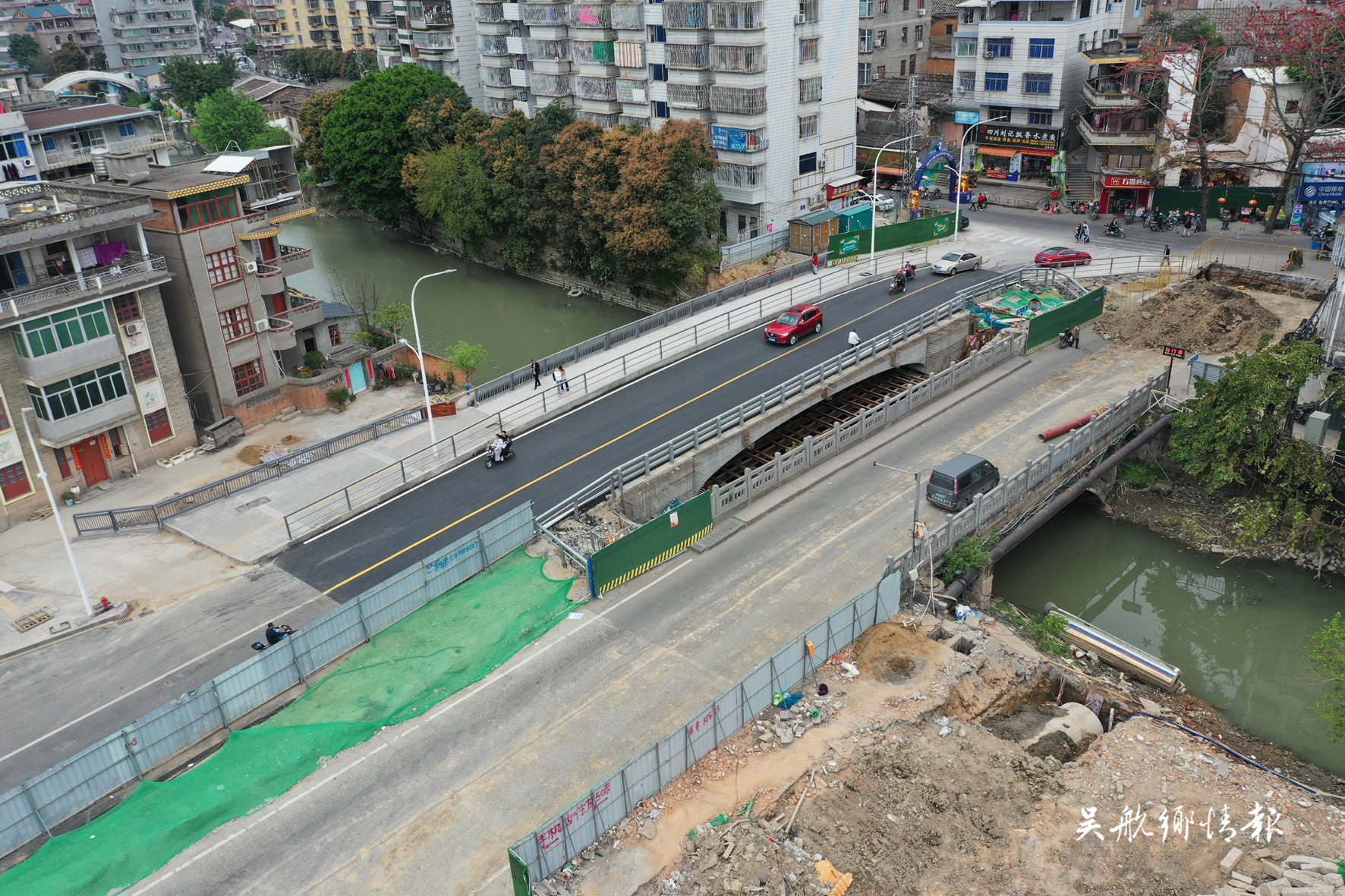 完善交通路网 提升道路形象
