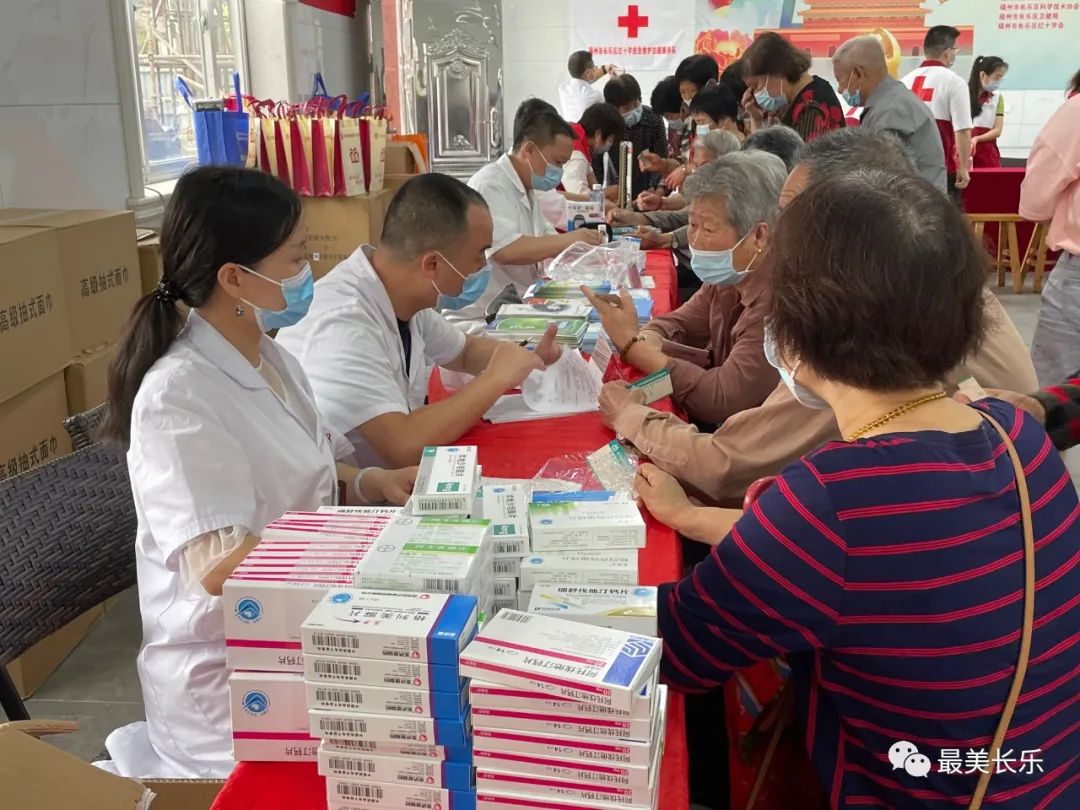 【我为群众办实事】健康送到家门口 义诊活动暖人心