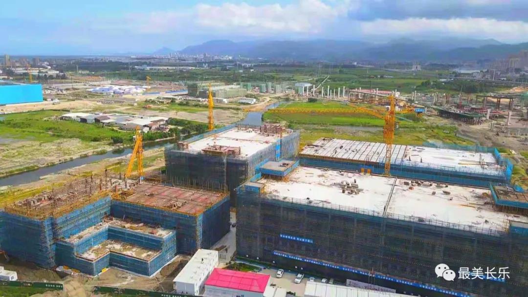 滨海新城信息产业园一期预计本月底主体结构封顶