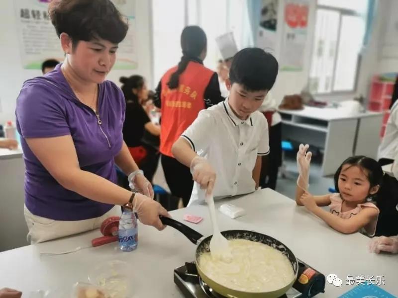 暑托班开班！这个社区职工子女有福啦