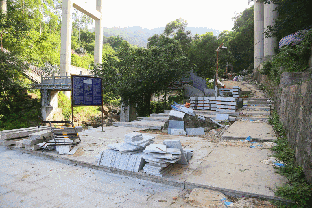 六平山体育公园项目部分节点工程已步入尾声，计划于12月底竣工