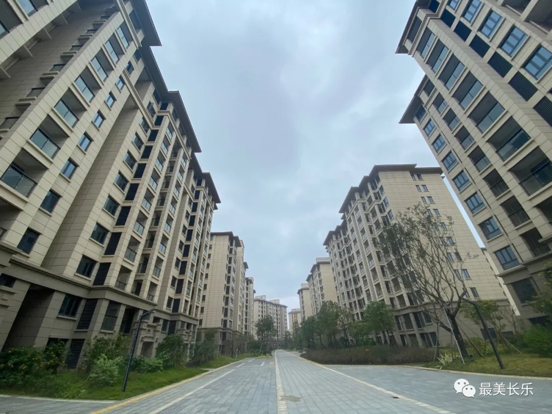 攻坚120天丨临空经济区安置房二期（棋山花园）已具备交房条件