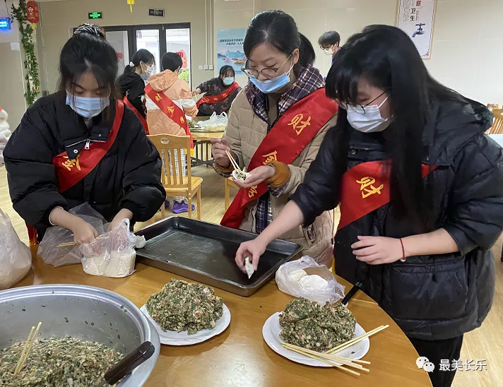 【网络中国节•冬至】情满冬至日 温暖老人心