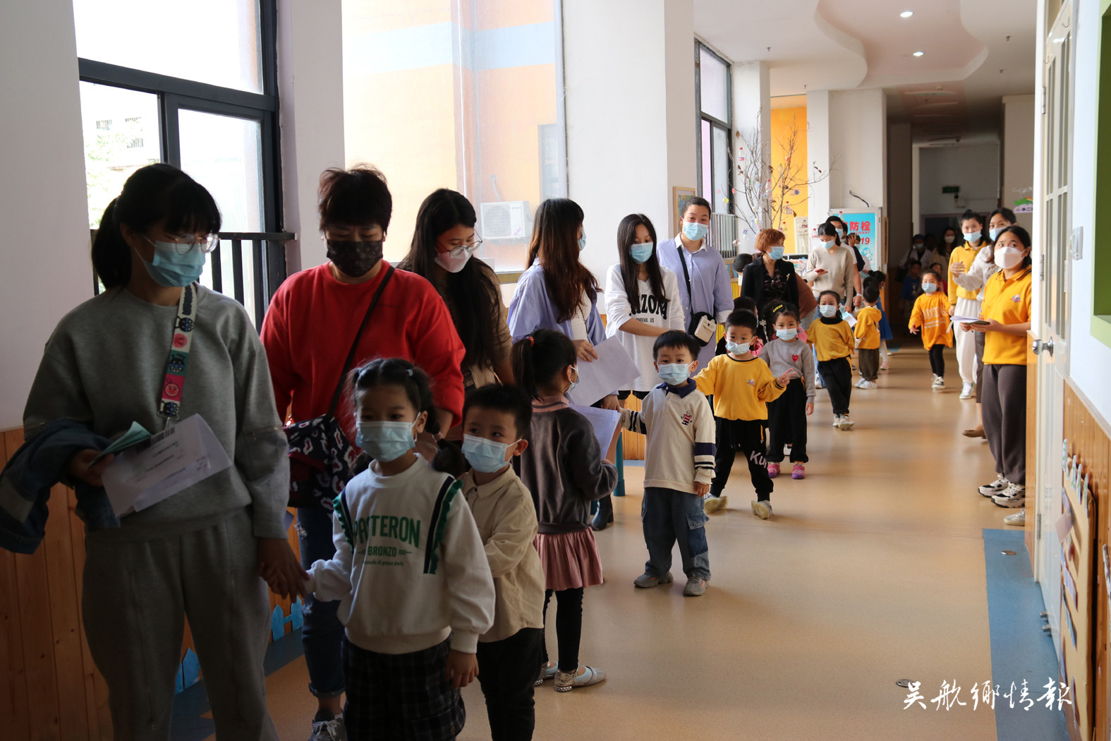 冲锋疫情防控前沿阵地 履行人民至上庄严承诺 